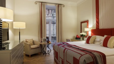 Deluxe Balcony Room